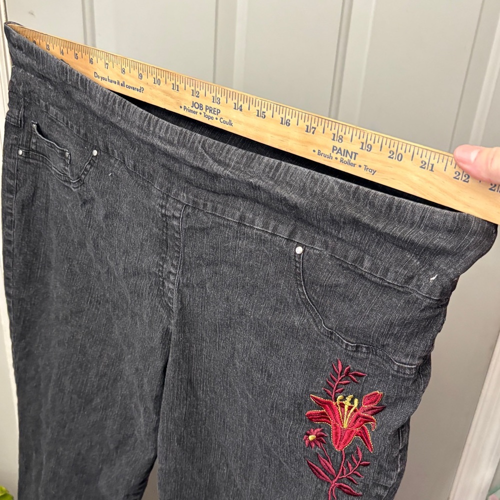 Ruby Rd. Black Jeans with Red Embroidery - Picture 3 of 7